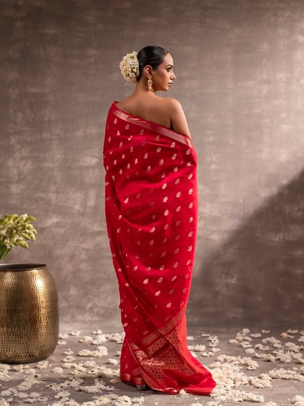 Red Banarasi Chiniya Silk Saree - Image 4